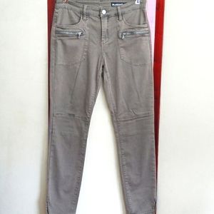 Blank NYC Wanna Be Skinny Crop Green Pants Size 28